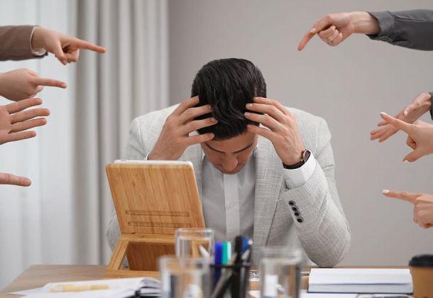 Social Cosa sintende per mobbing sul luogo di lavoro 7e31dcf1