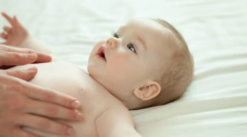 massaggio infantile neonato b93d1a7f